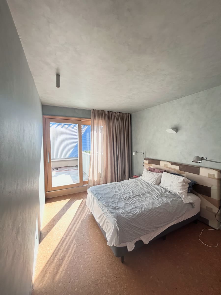 Bedroom in soft neutrals